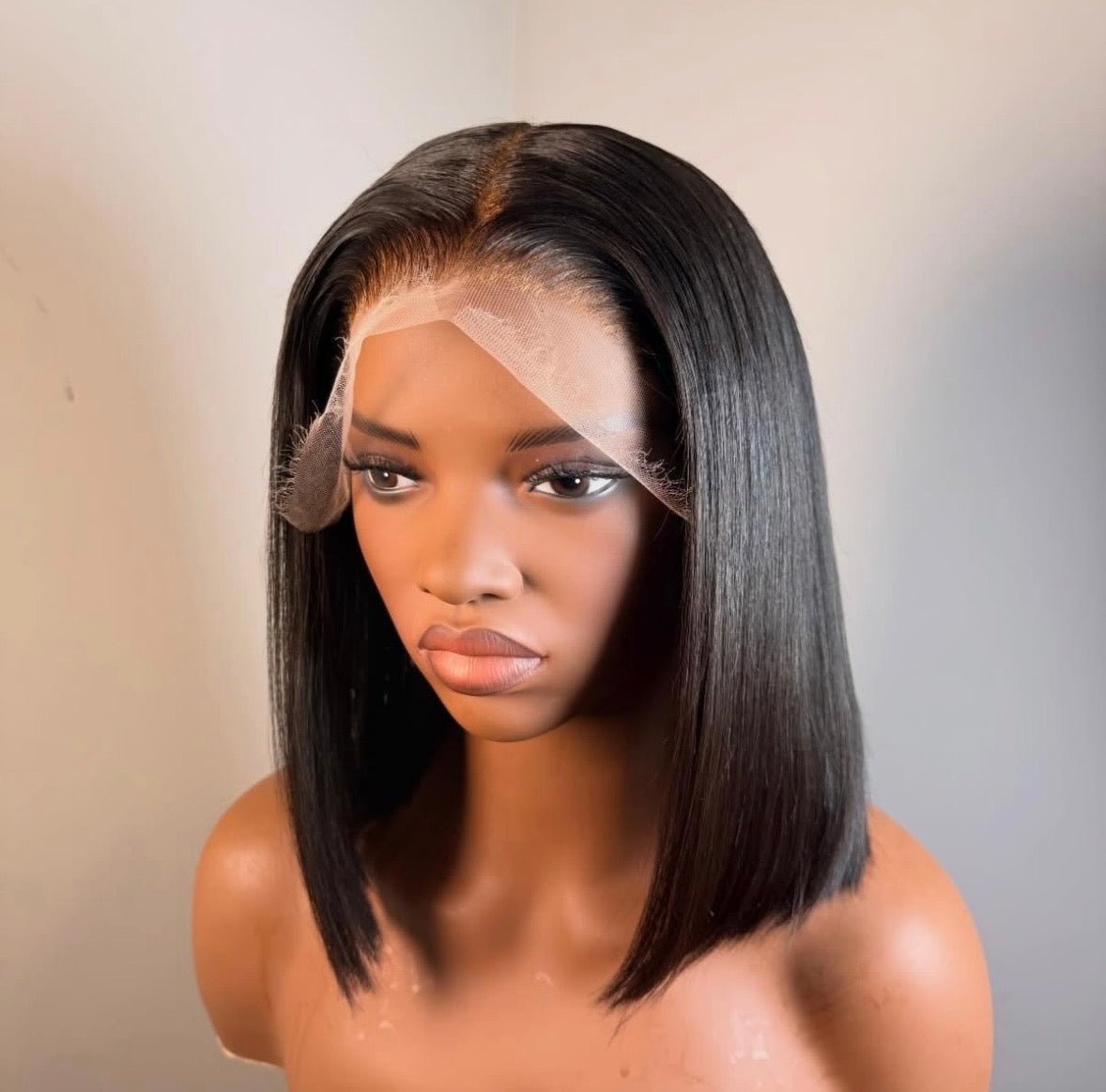 Straight bob wig (human hair)